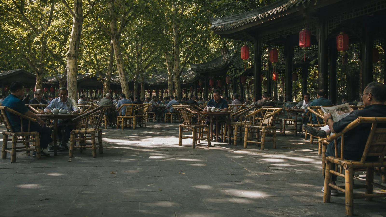 Teahouse life in Chengdu