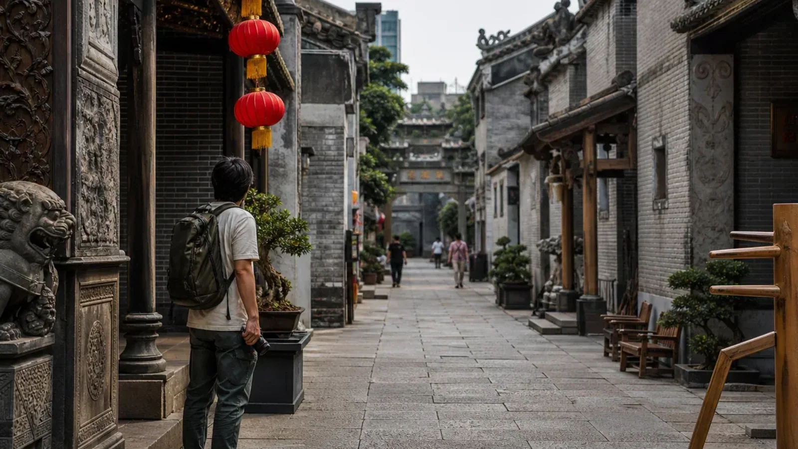 Kung fu city lanes in Foshan