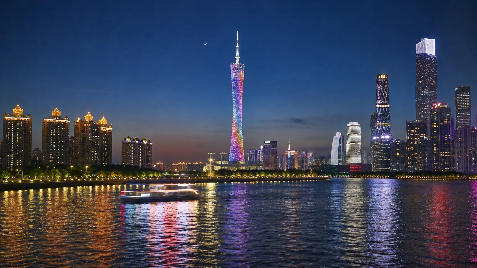Pearl River at night in Guangzhou