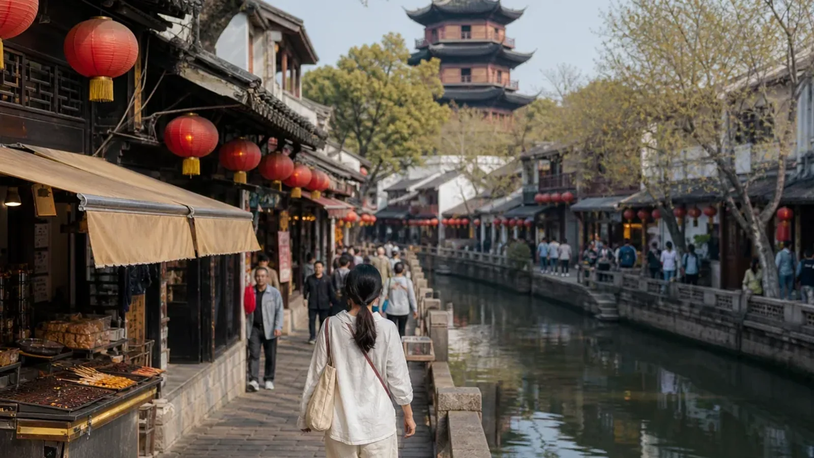 Canal and temple lanes in Wuxi