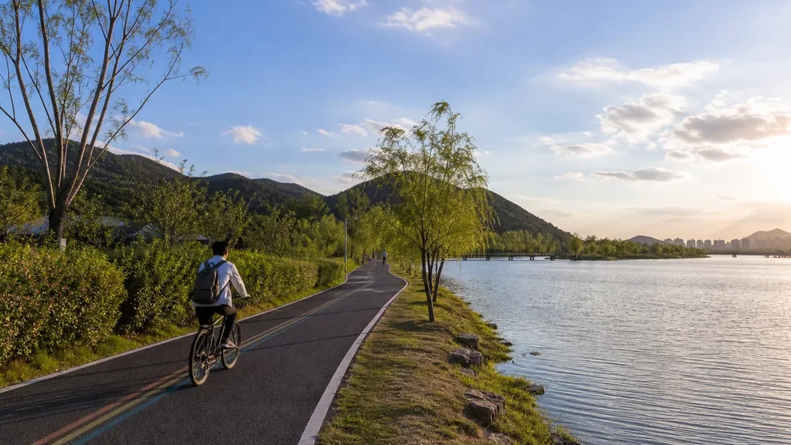 Yunlong Lake loops in Xuzhou