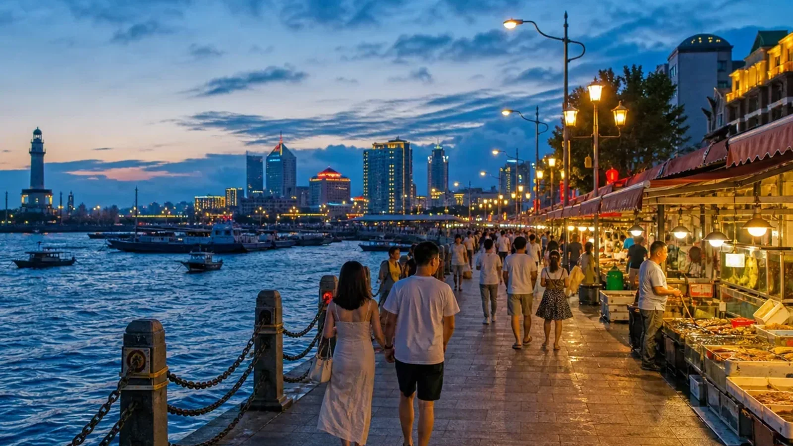 Harbor promenade evenings in Yantai